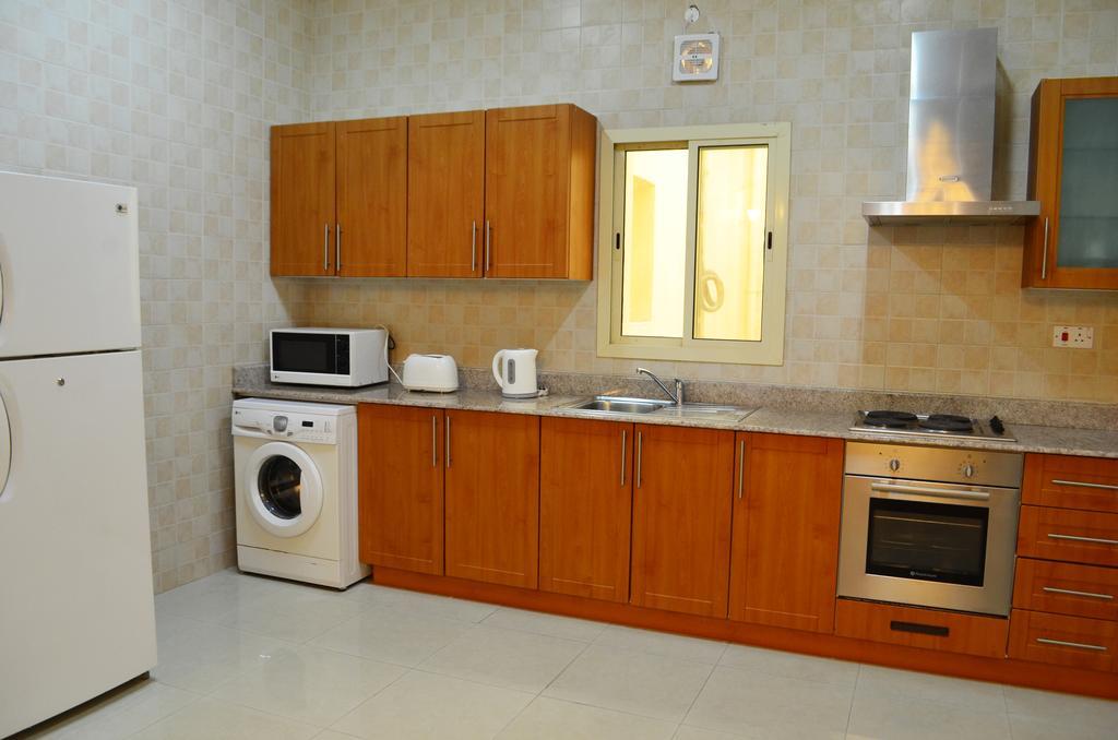 President Suites Apartments Al Manamah Esterno foto