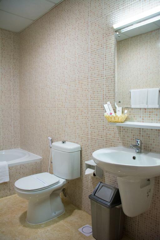 President Suites Apartments Al Manamah Esterno foto