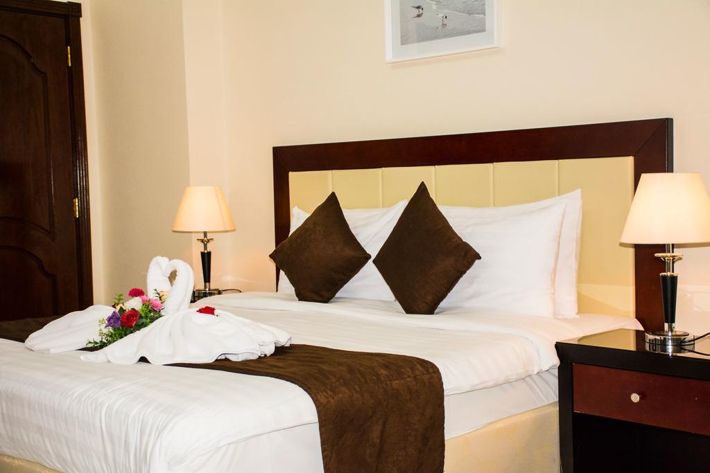 President Suites Apartments Al Manamah Esterno foto