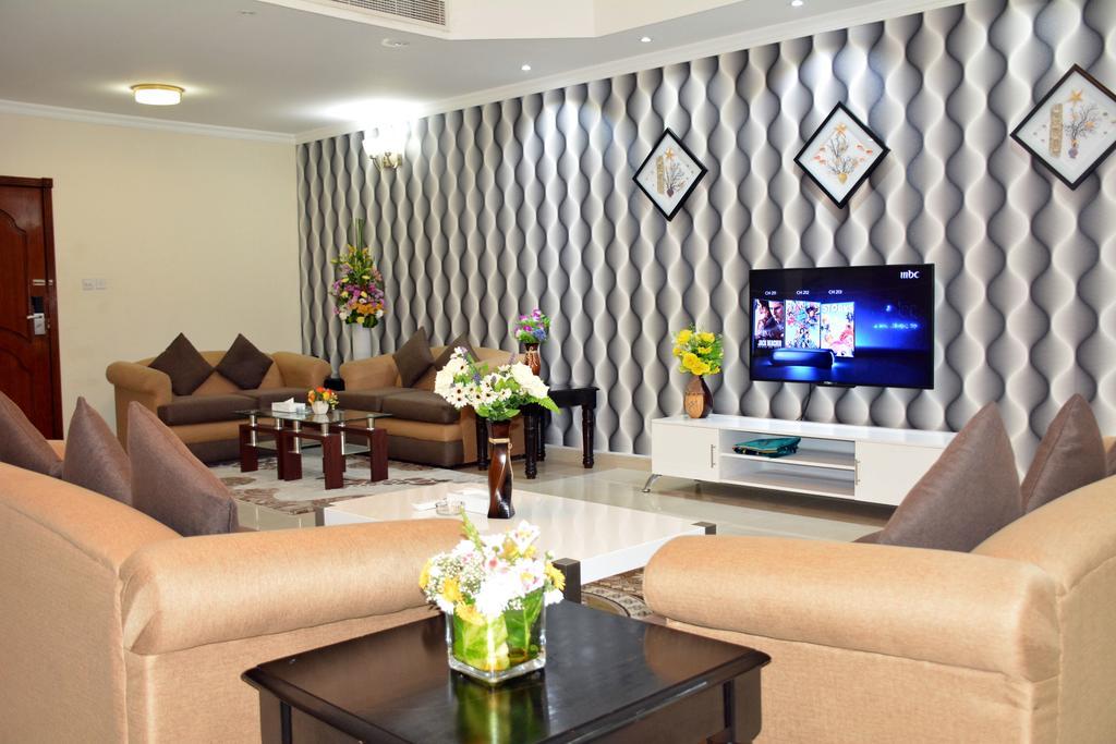 President Suites Apartments Al Manamah Esterno foto