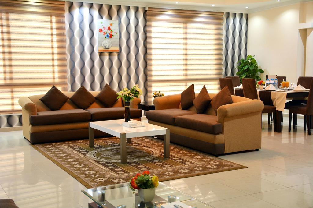 President Suites Apartments Al Manamah Esterno foto