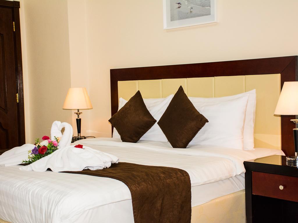 President Suites Apartments Al Manamah Esterno foto