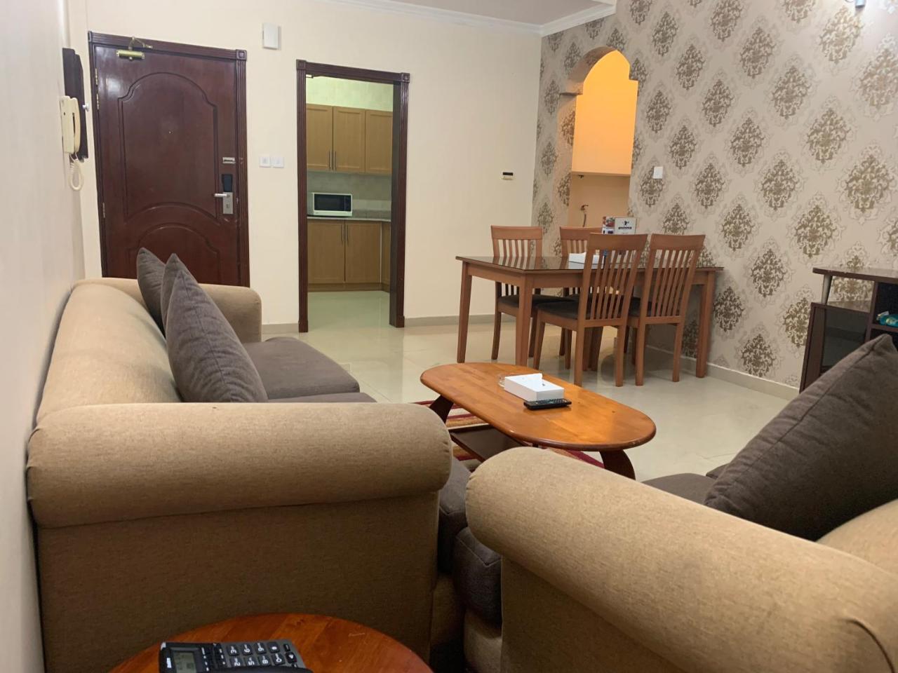 President Suites Apartments Al Manamah Esterno foto