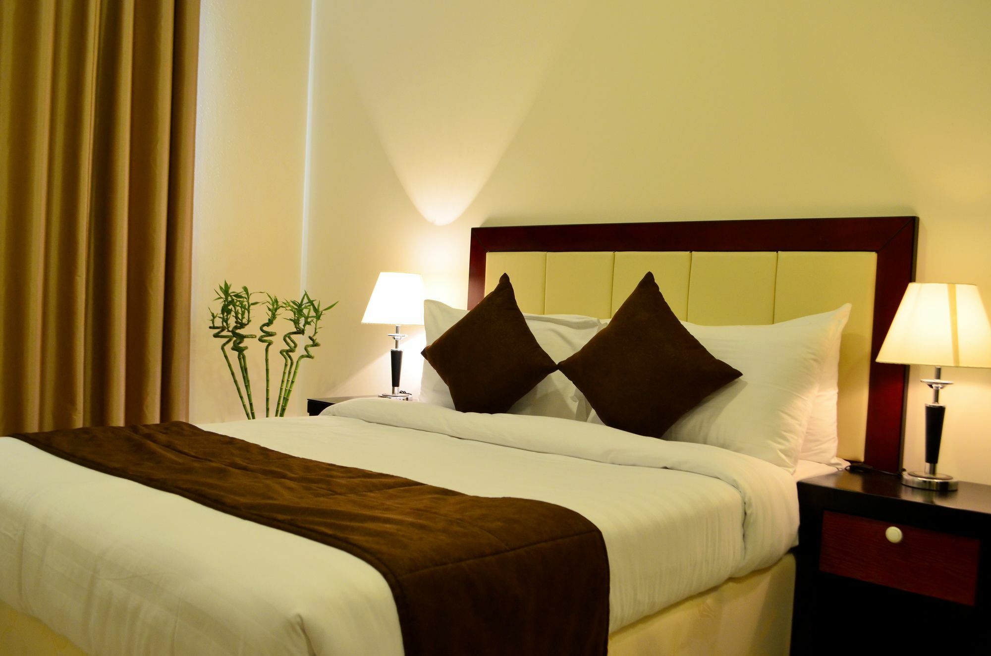 President Suites Apartments Al Manamah Esterno foto