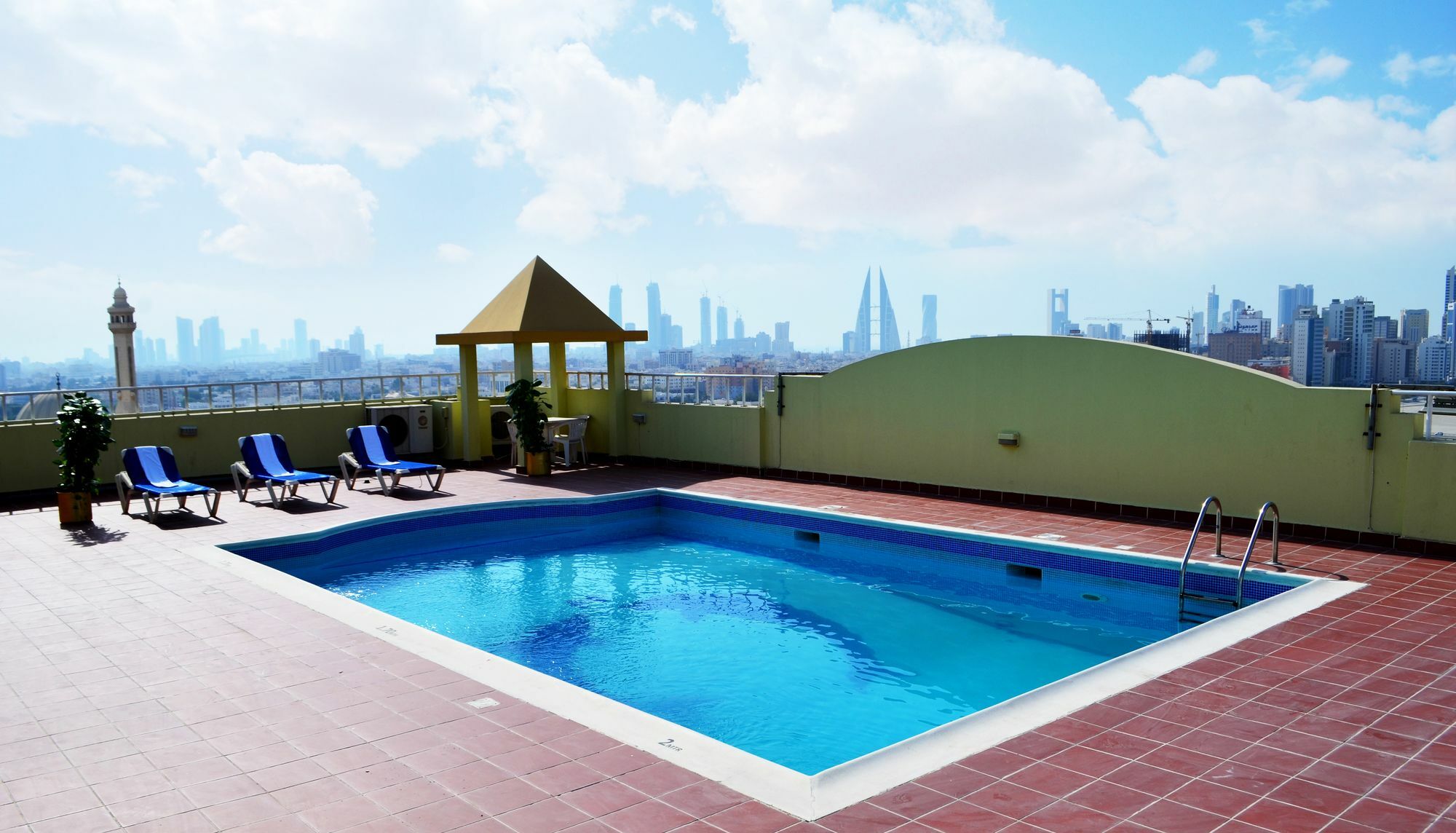 President Suites Apartments Al Manamah Esterno foto