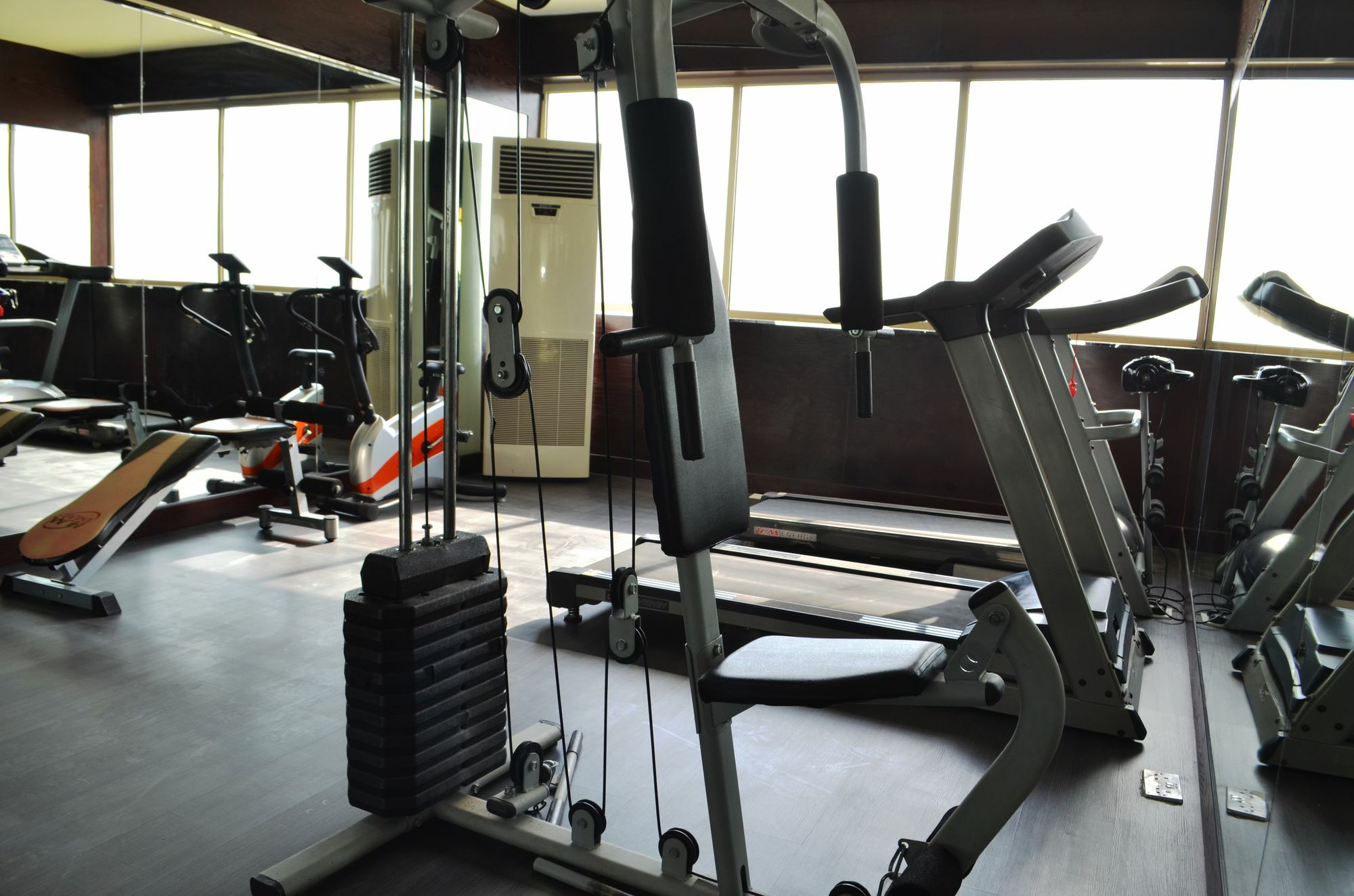 President Suites Apartments Al Manamah Esterno foto
