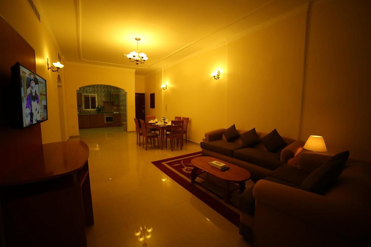 President Suites Apartments Al Manamah Esterno foto